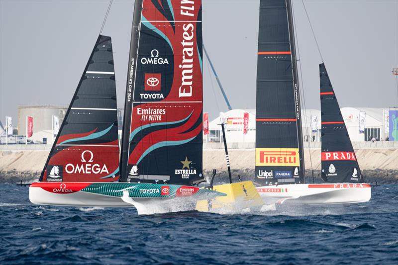  Emirates Team NZ and Luna Rossa - Day 3 - AC40 - Preliminary Regatta - Jeddah, Saudi Arabia - December 1, 2023 - photo © Ricardo Pino/America's Cup