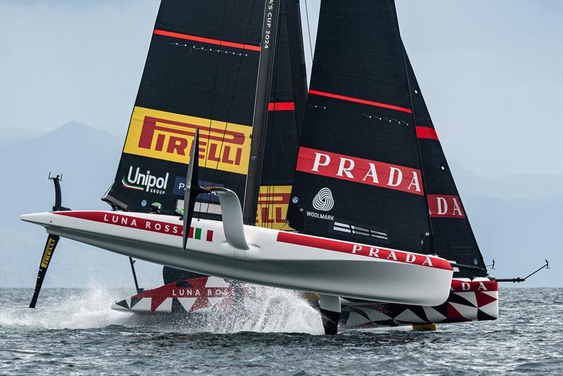Luna Rossa Prada Pirelli Team LEQ12 prototype vs AC40 - photo © Ivo Rovira / America's Cup