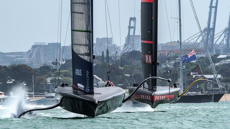 American Magic leads Luna Rossa - Waitemata Harbour - America's Cup World Series - December 18, 2020 - 36th America's Cup photo copyright Richard Gladwell / Sail-World.com taken at Royal New Zealand Yacht Squadron and featuring the AC75 class