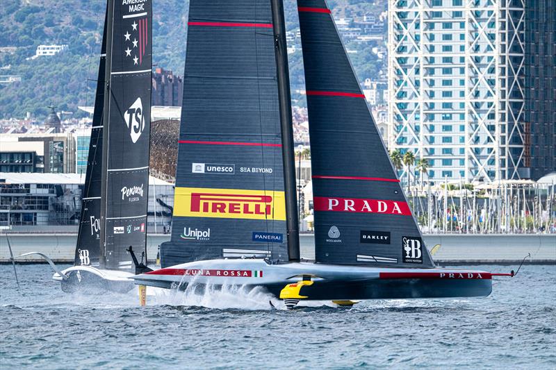 Luna Rossa Prada Pirelli vs. New York Yacht Club American Magic on Louis Vuitton Cup Semi-Finals Day 5 - 19th September 2024 photo copyright Ricardo Pinto / America's Cup taken at  and featuring the AC75 class