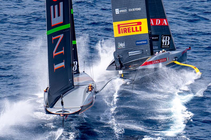 Luna Rossa Prada Pirelli and INEOS Britannia - Louis Vuitton Cup - Final - Race Day 6 - October 2, 2024 - photo © Ian Roman / America's Cup