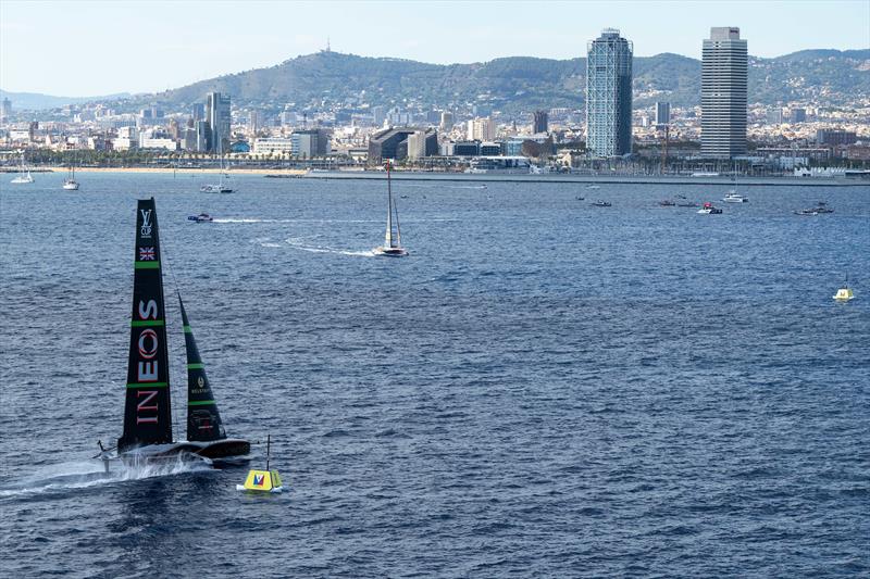 INEOS Britannia vs. Luna Rossa Prada Pirelli in Race 11 of the Louis Vuitton Cup Final - Race Day 7 - October 4, 2024  - photo © Ricardo Pinto / America's Cup