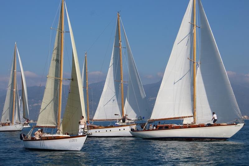 Flotta VSV in regatta photo copyright Foto Maccione taken at  and featuring the Classic Yachts class