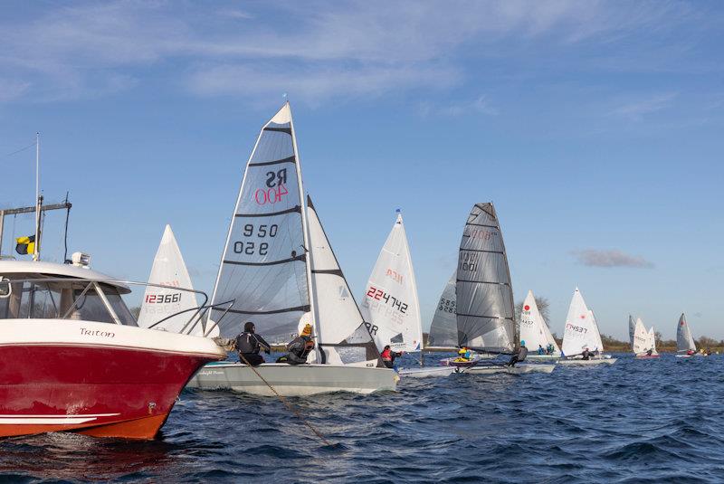 Start of Notts County Sailing Club County Cooler photo copyright David Eberlin taken at Notts County Sailing Club and featuring the Dinghy class