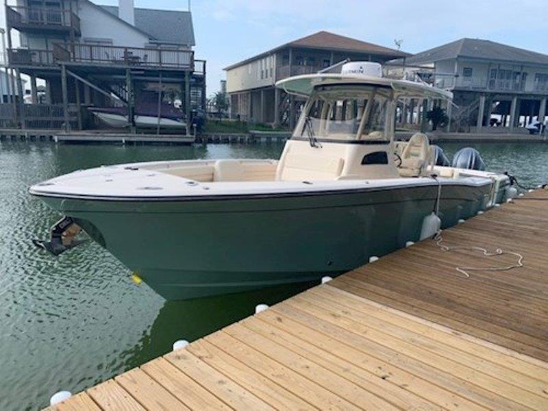 The Shields' new Canyon 306 looks great at the dock. - photo © Grady-White