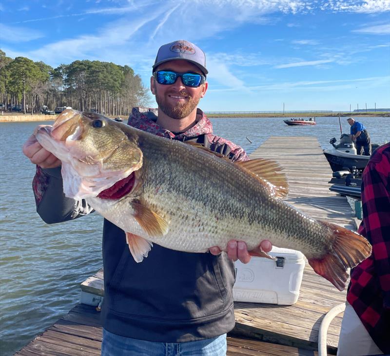 Pitt smashes MLF records with 13-6 largemouth, bags 39-15 five-fish limit on Toledo Bend - photo © Major League Fishing