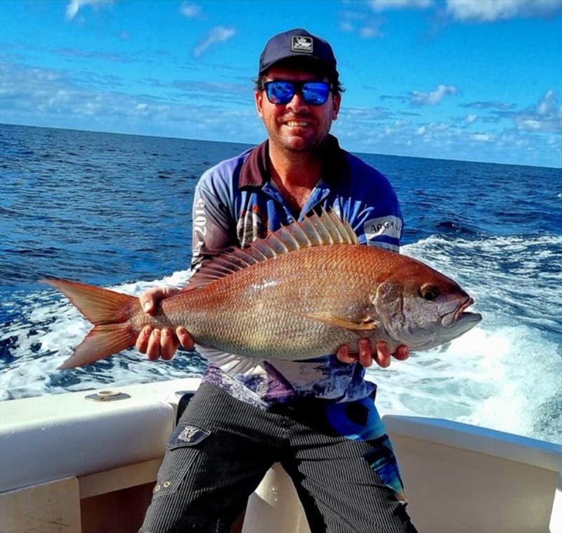 Dan with a solid jobbie from the shelf - photo © Fisho's Tackle World
