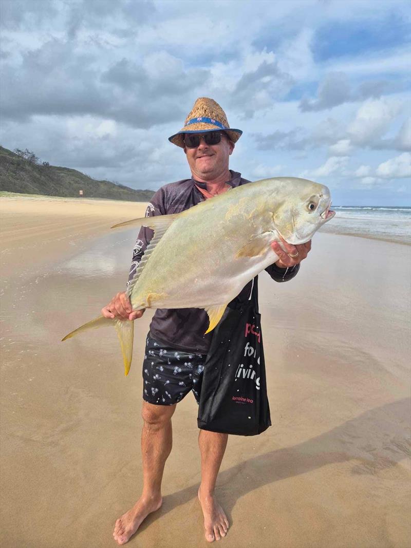 Marty with a very cool example of Fraser Island's most impressive surf species, the mighty snub-nosed dart (a.k.a. permit) photo copyright Fisho's Tackle World Hervey Bay taken at  and featuring the Fishing boat class