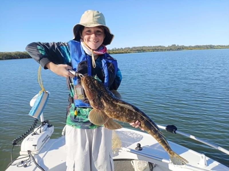 How happy do you reckon Huntah was with his PB 81cm flathead! - photo © Fisho's Tackle World Hervey Bay