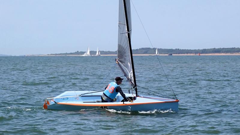 Richard Leftley wins the Hadron H2 Solent Trophy 2022 at Warsash photo copyright Keith Callaghan taken at Warsash Sailing Club and featuring the Hadron H2 class