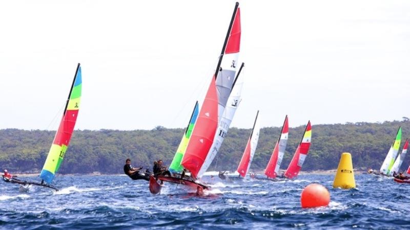 Gav & Sasha, coming in hot – 2011-10 Hobie Nationals – Jervis Bay - photo © hobiecat.asn.au