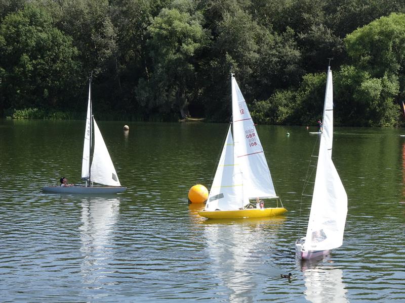 8-hour race at Middle Nene - photo © Wilf Kunze