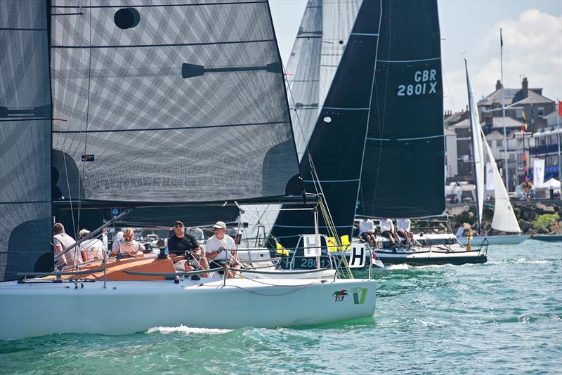 Cowes Week 2021 day 5 photo copyright Tom Hicks / www.solentaction.com taken at Cowes Combined Clubs and featuring the IRC class