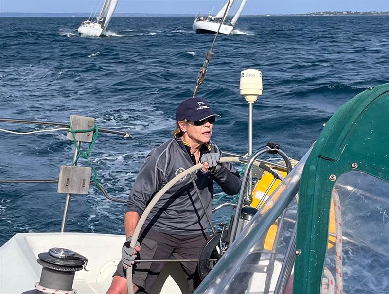 Queenscliff Cup - Comm Lee Renfree on helm - photo © Rosie and David