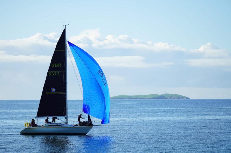 Will Partington's Hunter, Honey Bee - Pwllheli Autumn Challenge Series week 3 photo copyright Angela Jenkinson taken at Pwllheli Sailing Club and featuring the IRC class