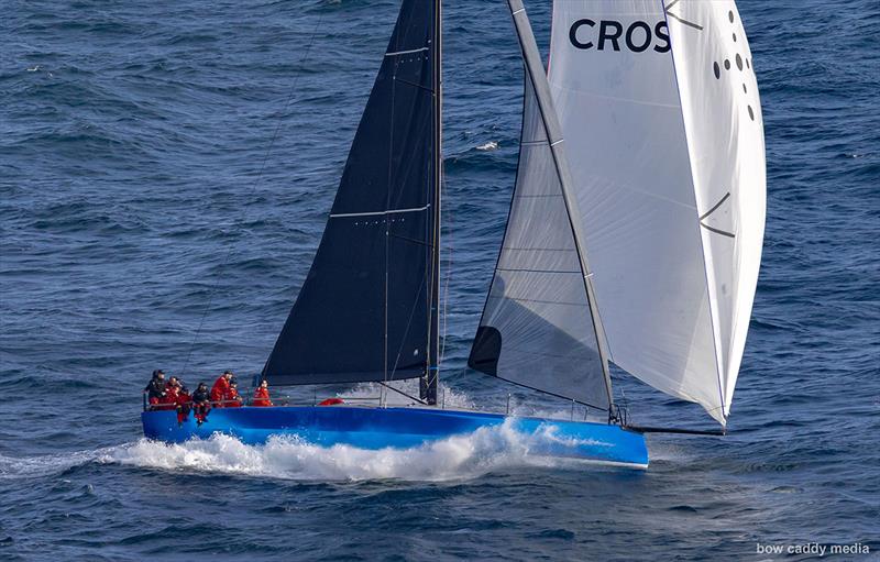 Zeus enters the Harbour - photo © Bow Caddy Media