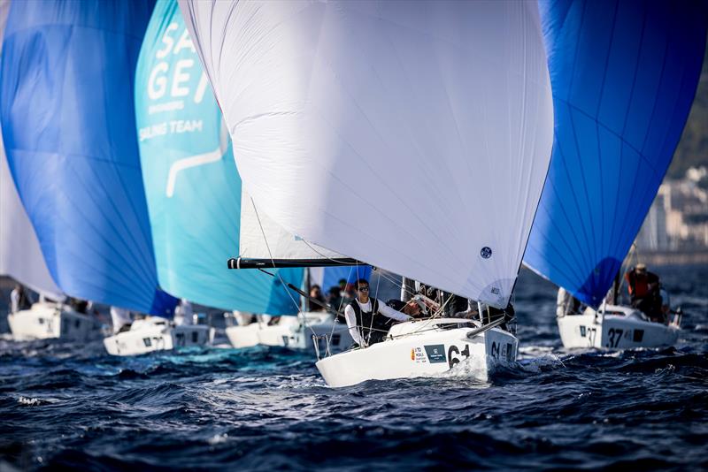 Practice Race at the Sandberg Estates J/70 Worlds in Palma photo copyright SailingShots by María Muiña taken at Real Club Náutico de Palma and featuring the J70 class