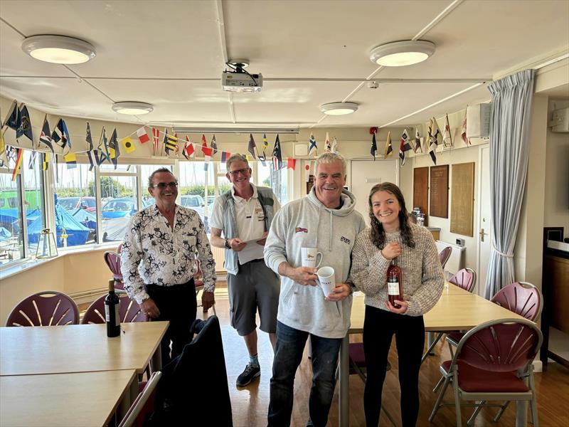 Pete Vincent and Sophie Bentley finish 2nd in West Country Boat Repairs 2000 Millennium Series Round 4 at Keyhaven - photo © 2000 class