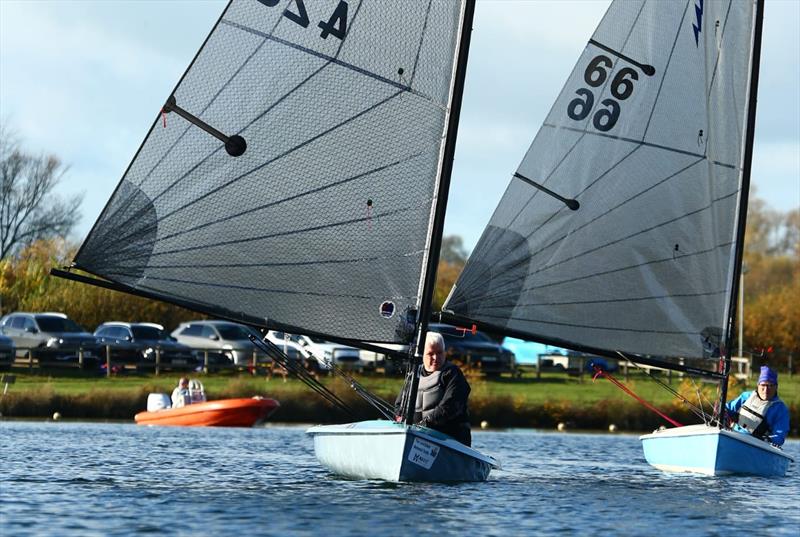 Simon Hopkins leads Andrew McLeish - Rum & Mince Pie open at West Oxfordshire - photo © Adrian Hollier