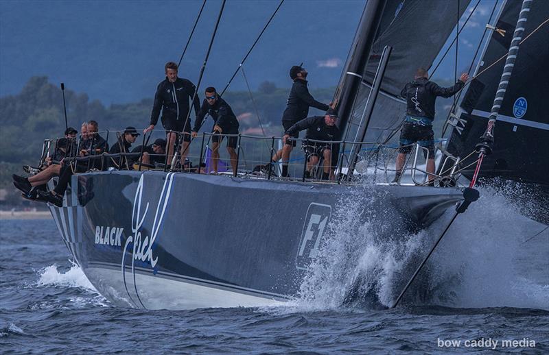 Black Jack leads the fleet at the top mark - photo © Bow Caddy Media