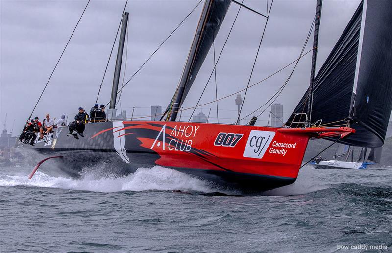 Master Lock Comanche powers down the Harbour - photo © Bow Caddy Media