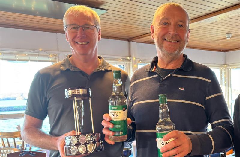 Richard Cooke and Russell Hall  win the Icicle Race at Fishers Green - photo © Angie Meyer