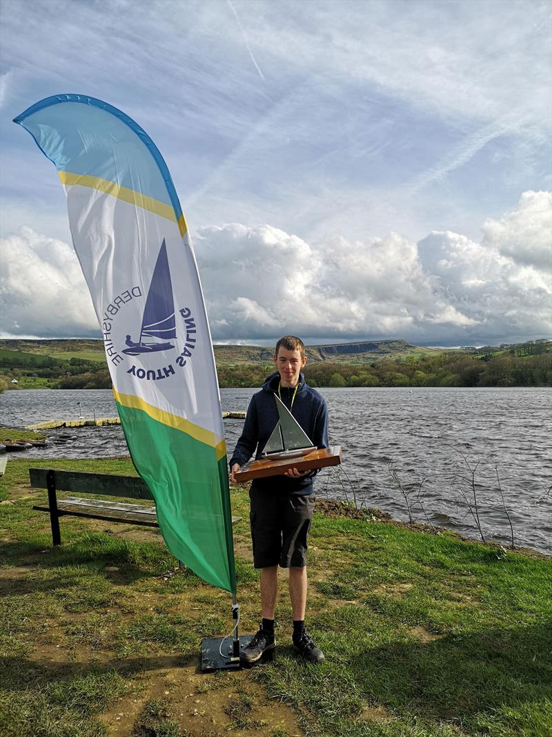 Derbyshire Youth Sailing at Glossop Sailing Club - photo © Joanne Hill