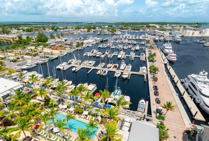 Perry Hotel and Marina - photo © Maritimo