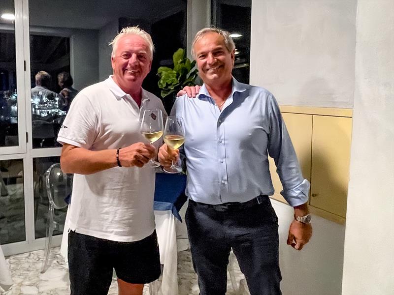 Andy Denison congratulates Pasquale Orofino - photo © Robert Deaves