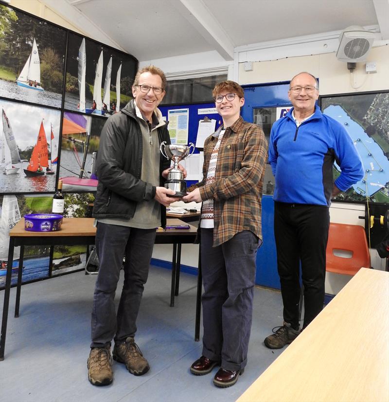 Philip and Emma receiving the Tarn Trophy during the Yeadon National 12 Open - photo © Neil McInnes