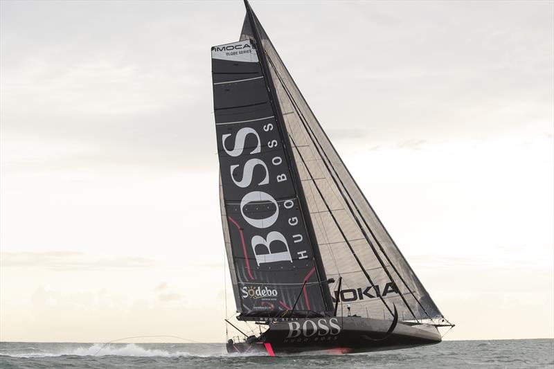 Open 60 Alex Thomson Racing Hugo Boss – Onboard | sealaunay
