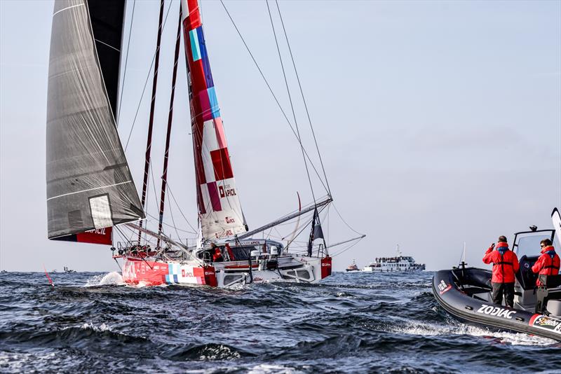 Damien Seguin - Groupe Apicil - Start Vendee Globe - Les Sables d'Olonne - IMOCA60 - November 10, 2024 - photo © Anne Beauge / Alea