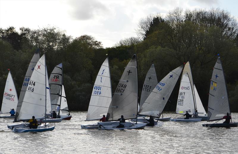 Roger's Race at Sutton Bingham gets underway - photo © Saffron Gallagher