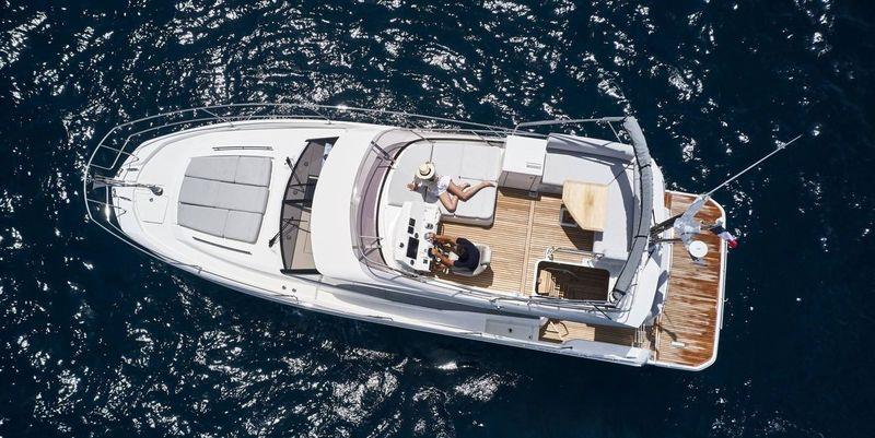 Prestige 420 - photo © TMG Yachts