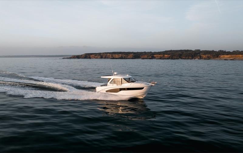 Antares 9 - photo © Groupe Beneteau