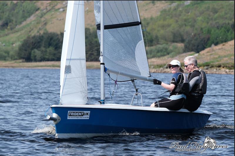 Keith and Hannah Escritt - TridentUK RS400 Northern Tour at Yorkshire Dales - photo © Paul Hargreaves Photography