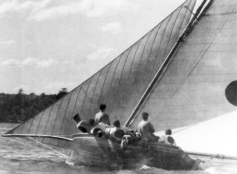 Swansea in 1942 photo copyright Archive taken at Australian 18 Footers League and featuring the 18ft Skiff class